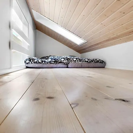 בית נופש 2305-stege-thujavej-2 סטגה