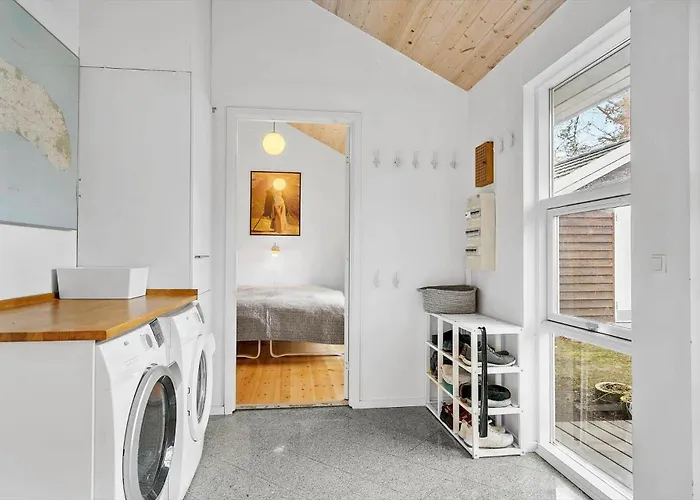 2305-stege-thujavej-2 بيت للعطل *